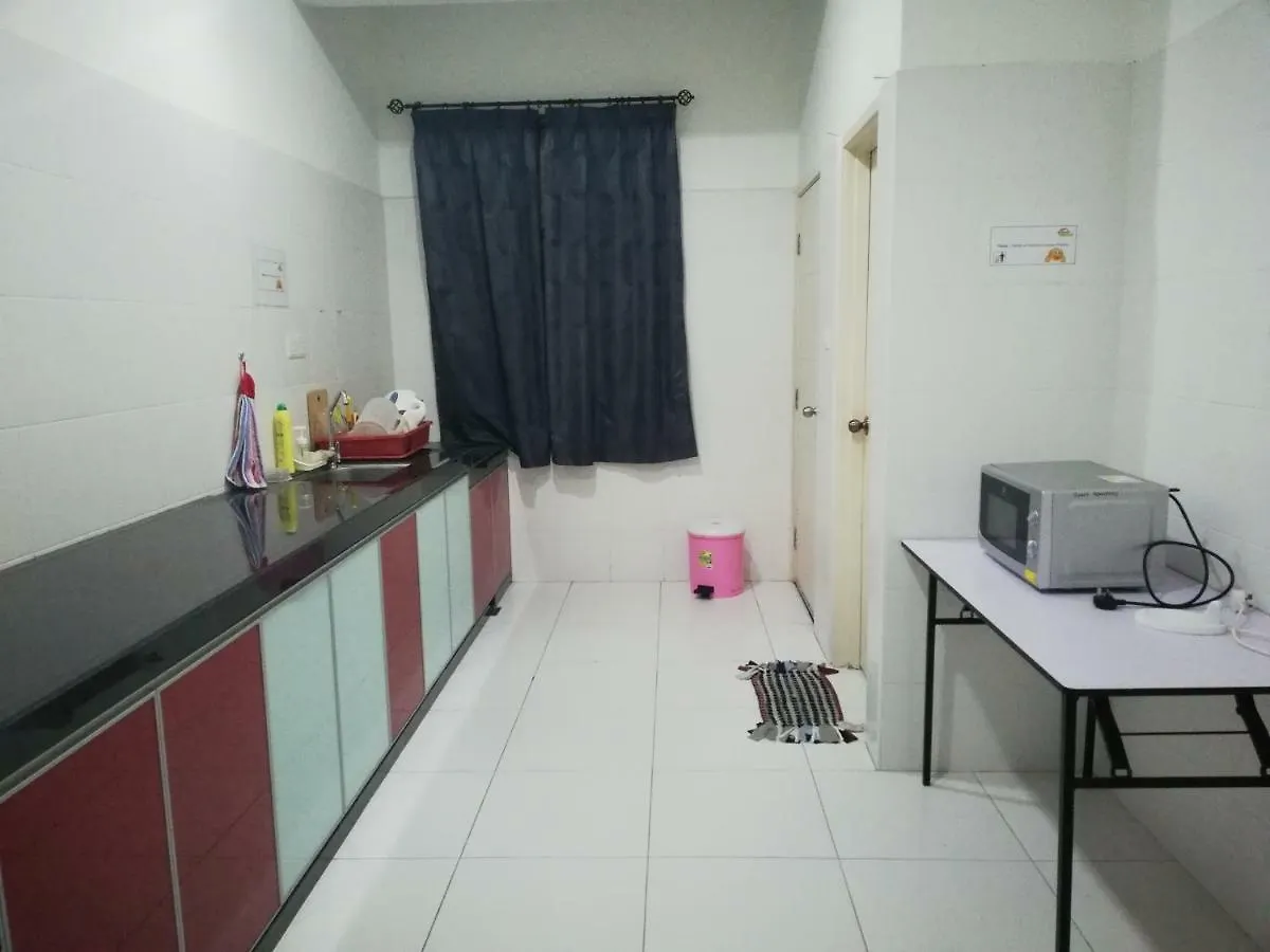 Homestay Bandar Dato Onn Jb Johor Bahru 0*,